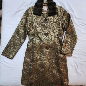 Wendy Hil Forest Green & Gold Metallic Jacquard Coat with Faux Fur Collar Sz:10
